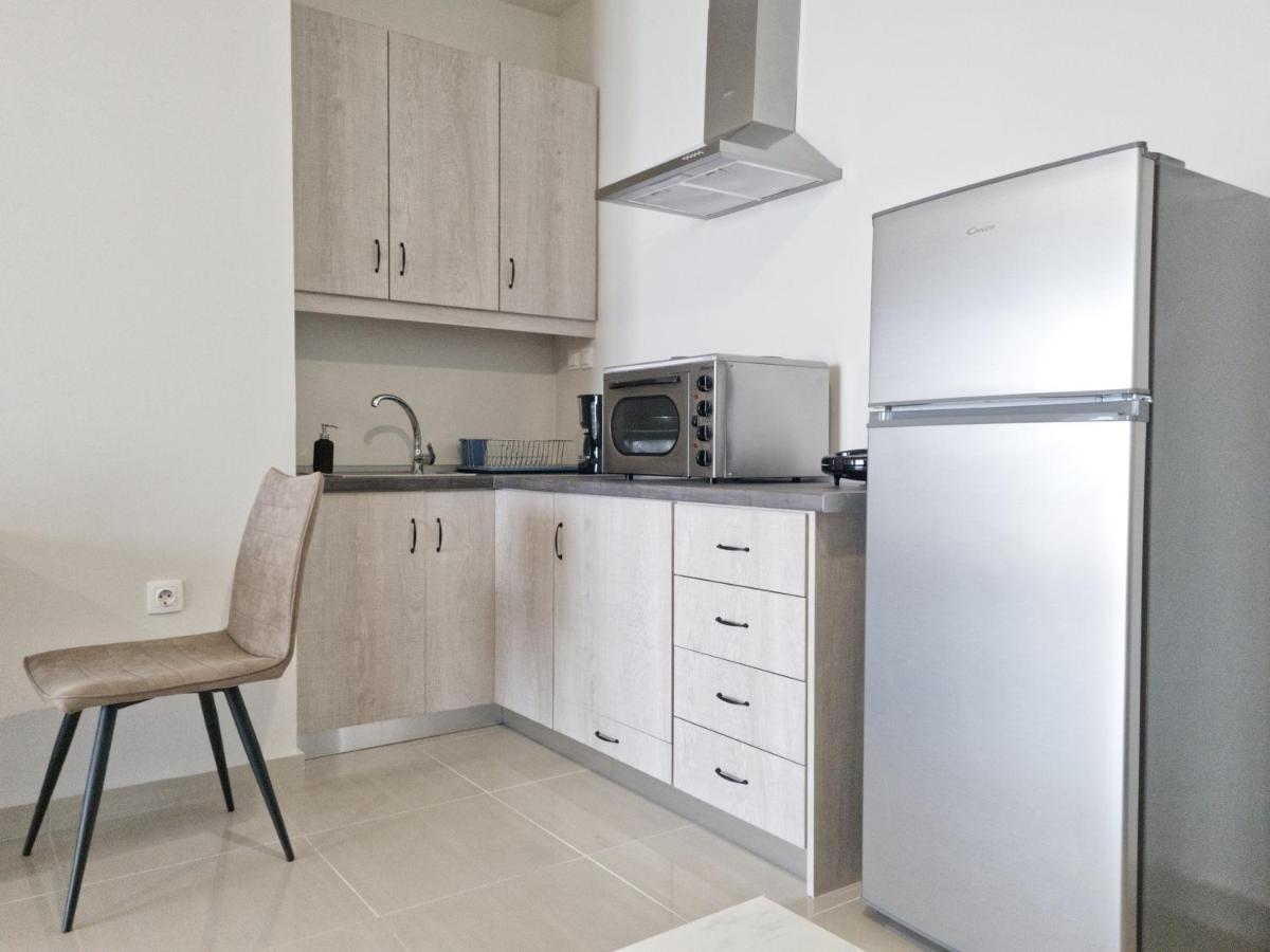 Epipleon Luxury Suites -102- Δωμάτιο 45Τμ Με Βεράντα 35Τμ Μπροστά Στη Θάλασσα Návpaktos Eksteriør bilde